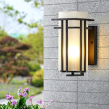 Linden Outdoor Wall Lamp