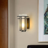 Linden Outdoor Wall Lamp
