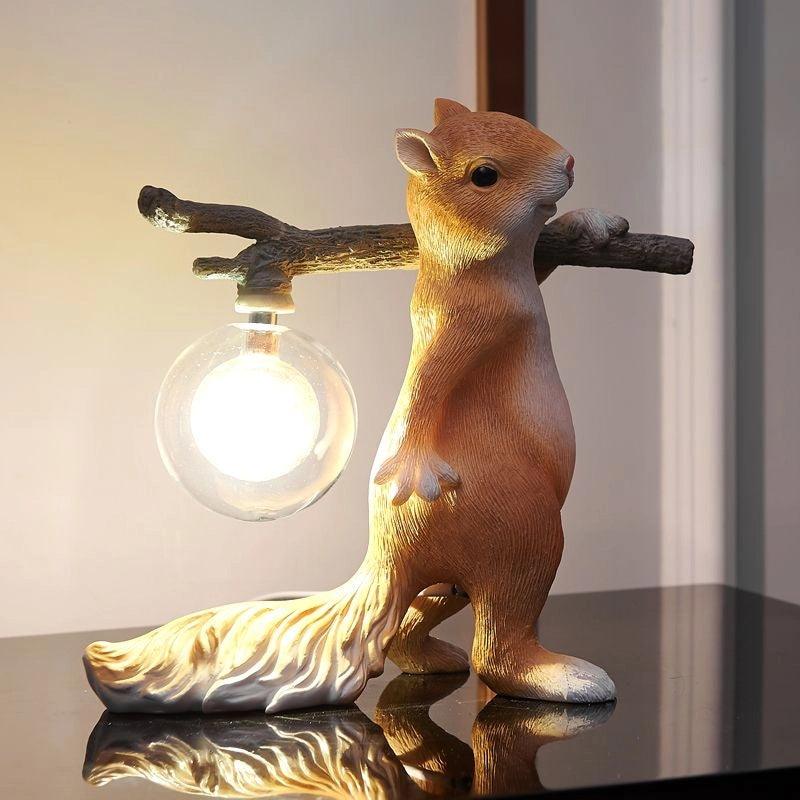 Squirrel table lamp