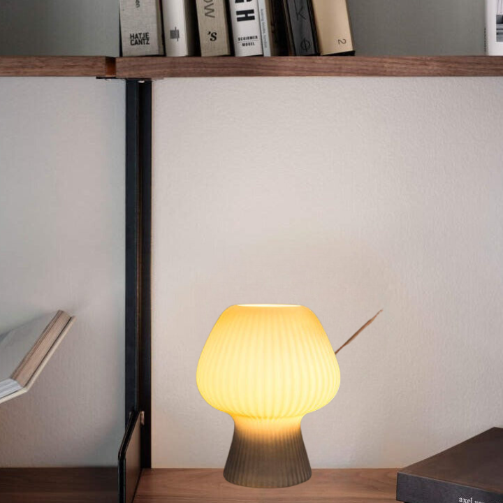 Vintage bedside table lamp