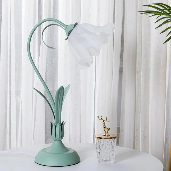 Vintage adjustable flower table lamp