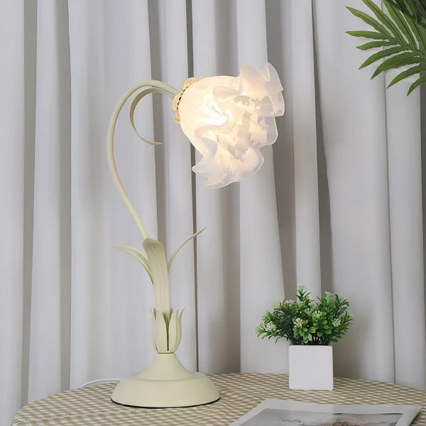 Vintage adjustable flower table lamp